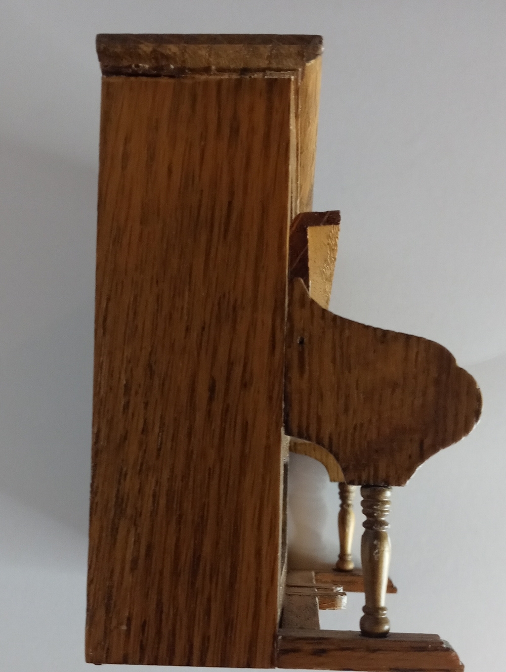 George Good Corporation Vintage Piano Music Box - Picture 5 of 7
